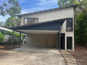 3 Naiad Court - Rainbow Shores